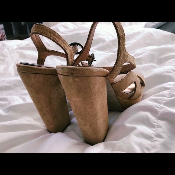 Yellow felt heels - Picture 2 of 3